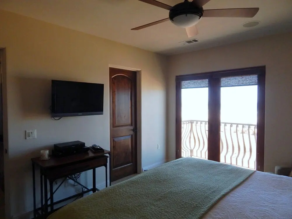 206 Tierra De Paraiso 3 Bedroom Condo by Redawning