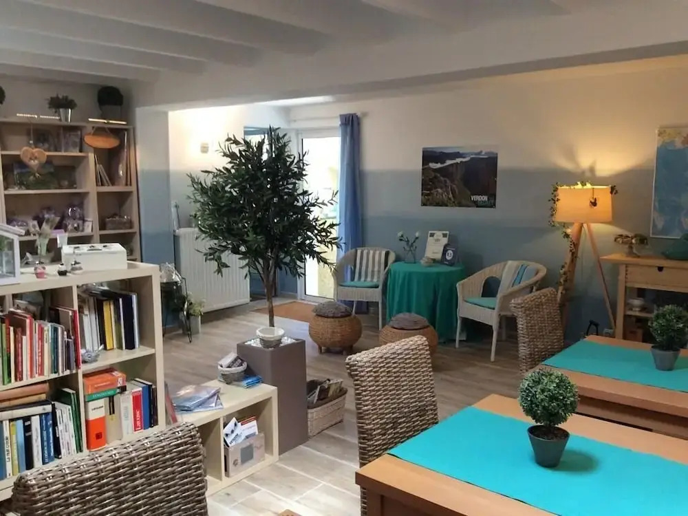 Le Mas Du Cadranier Chambre Dhôtes Forcalquier