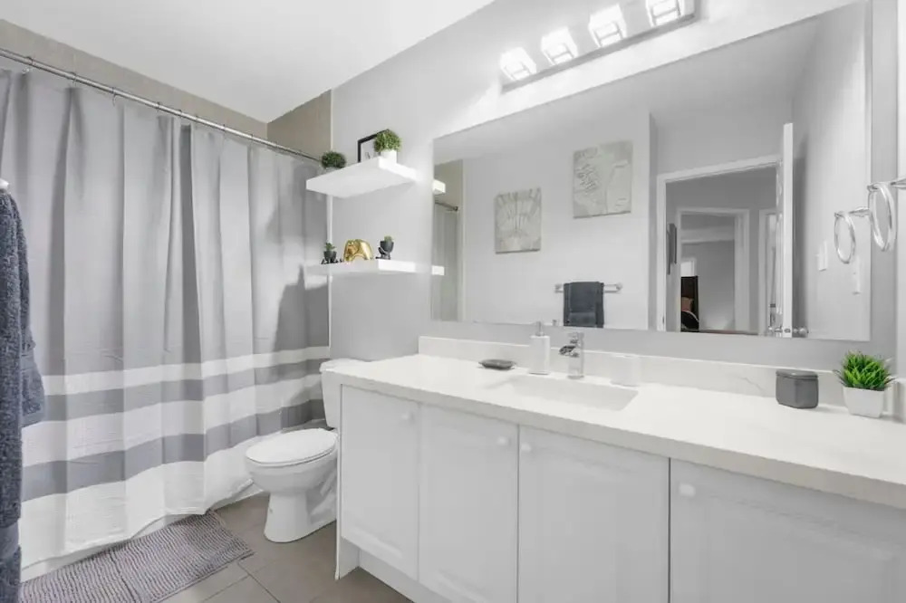 Chic 2BR House Newly Renovated Central Spot