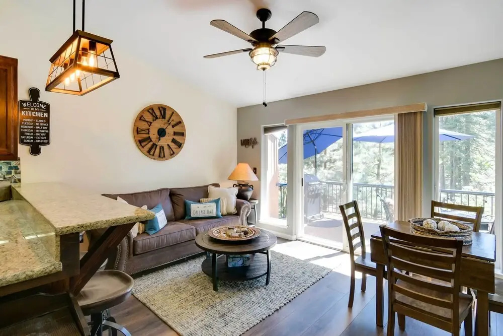 Tranquil Lake Almanor Getaway w/ Grill!