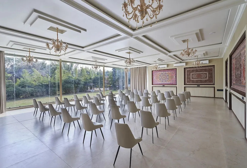 Olive Resort & Villas