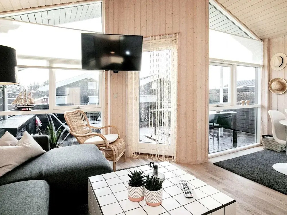6 person holiday home in Tranekær-By Traum