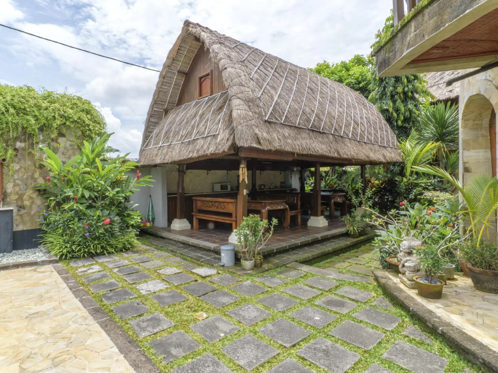 Dewani Villa Resort