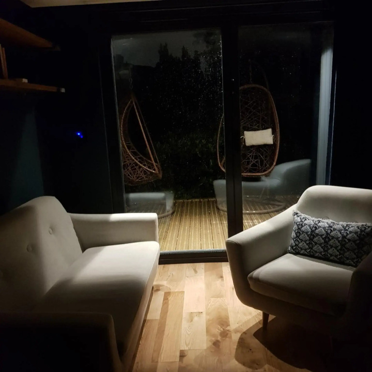 Private ensuite GardenRoom