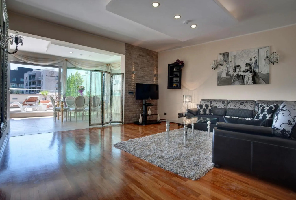 Apia Residence