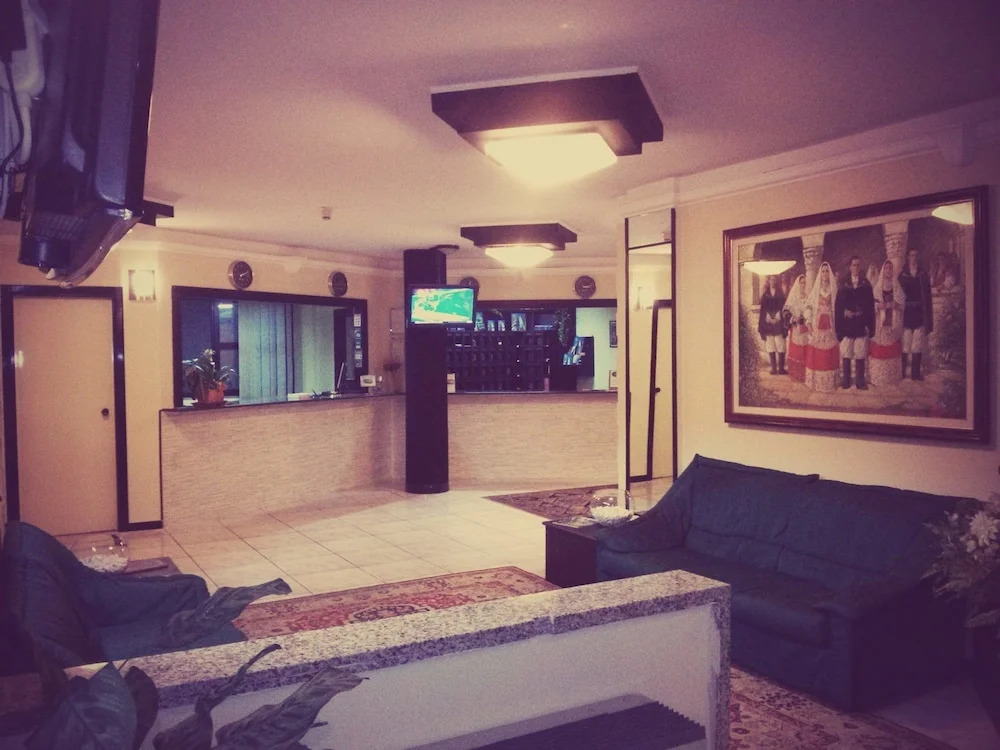 Hinterland Hotel