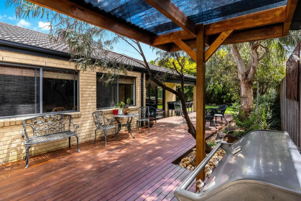 Surfside Getaway in Picturesque Inverloch