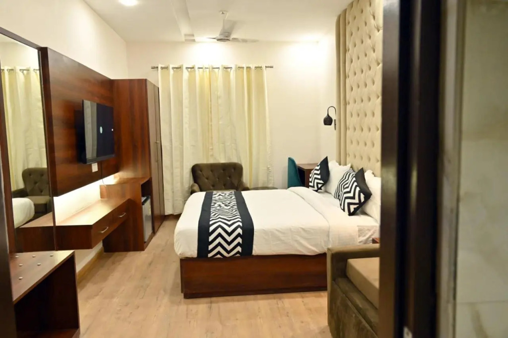 Hotel Karan Residency - 5 Min Walk From Golden Temple