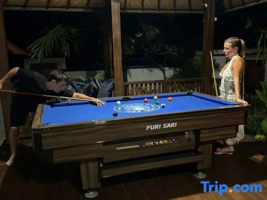 Puri Sari Villas, Restaurant and Bar