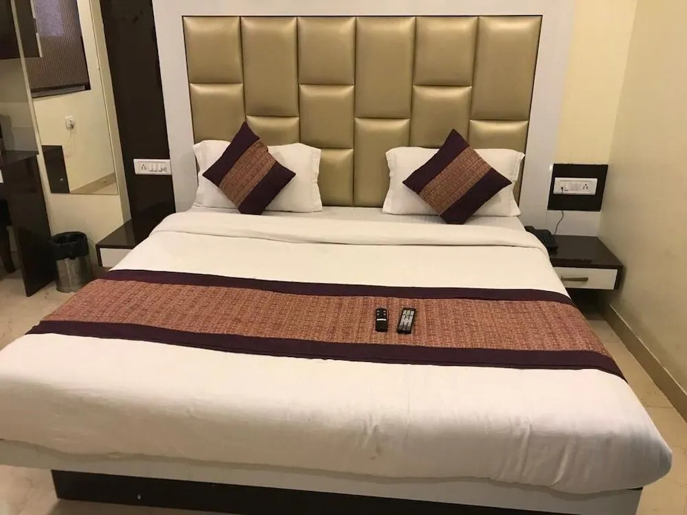 ADB Rooms Hotel Olive International