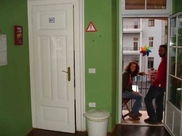 Fluxus Hostel
