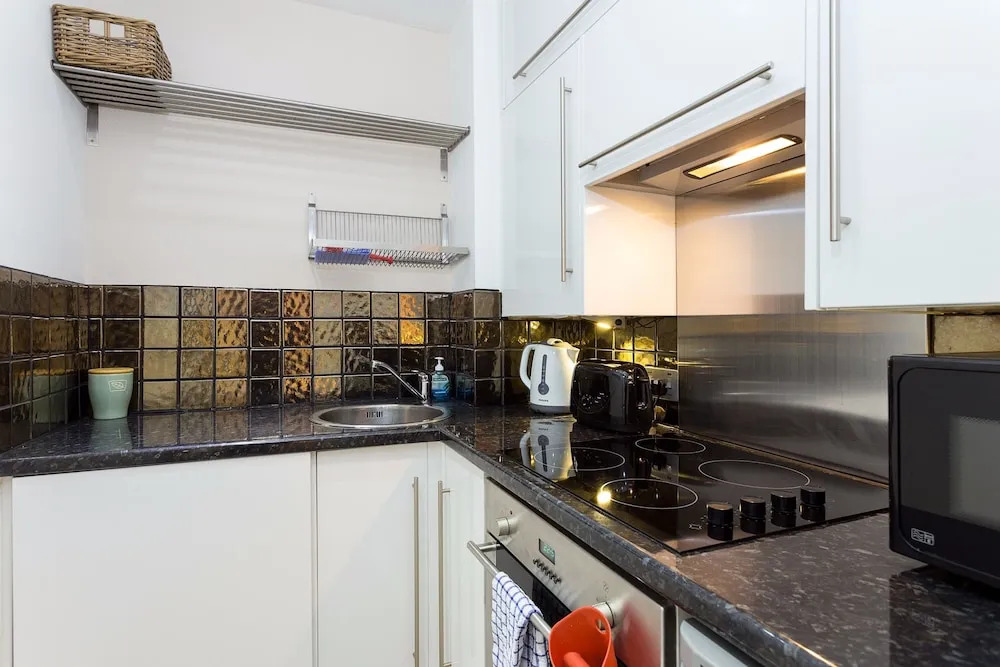 Bright & Spacious Studio in Notting Hill Gate