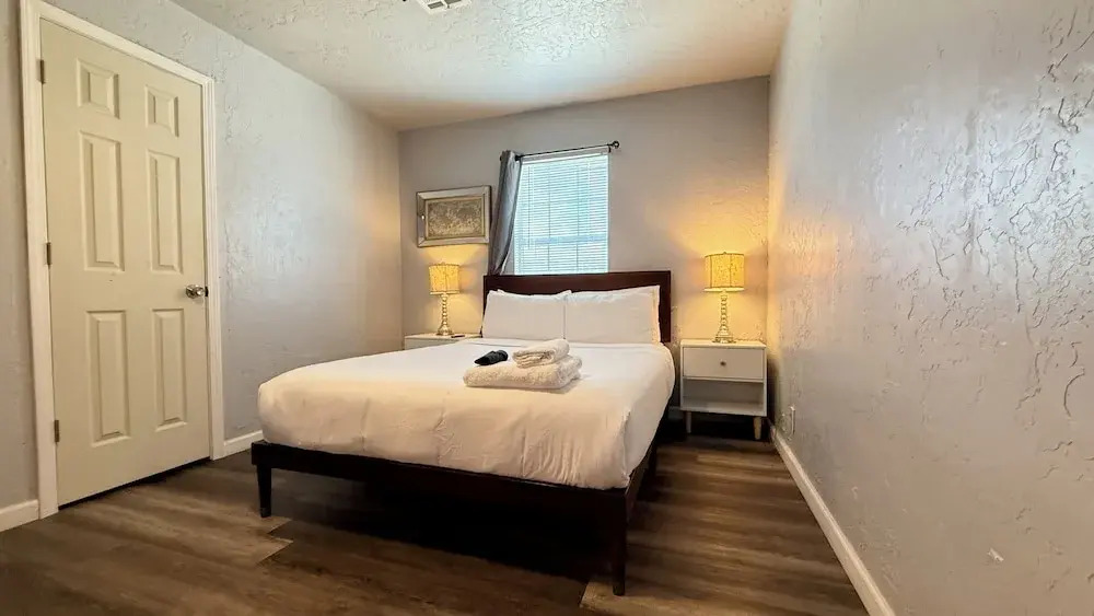 Budget-friendly Studio in OKC Private Entry 20-3