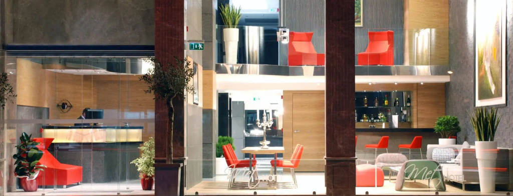 Met Hotel