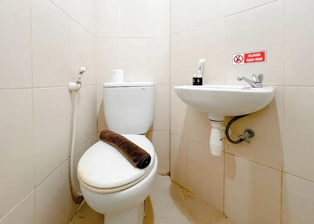 Simple And Relax Studio At Pavilion Permata Apartment