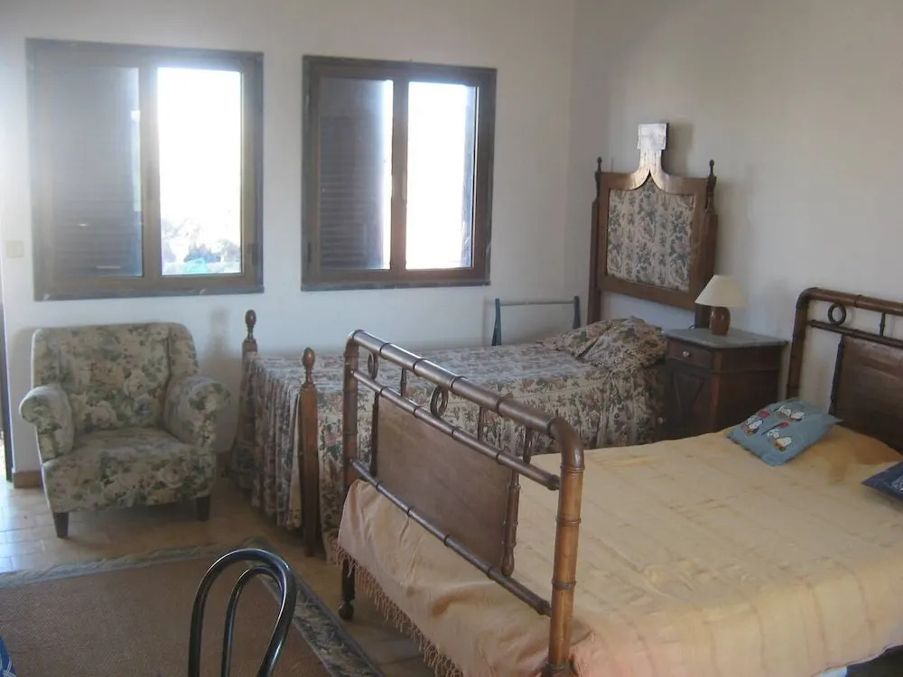 Room in Guest Room - Private Room on a Terrace With Garden