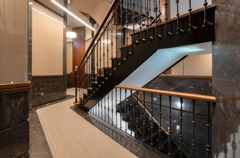 De La Guardia Suite 1