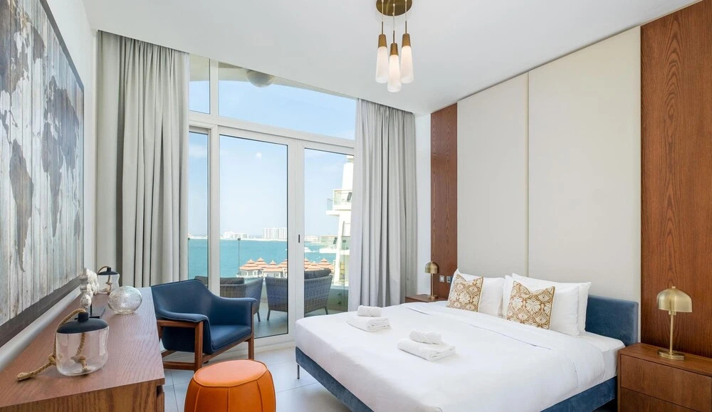 LUX Holiday Home - Royal Bay 1