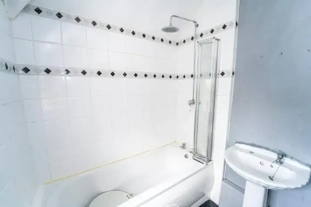 Sunny Lodge in Anstey - Spacious 3 Bedroom Home