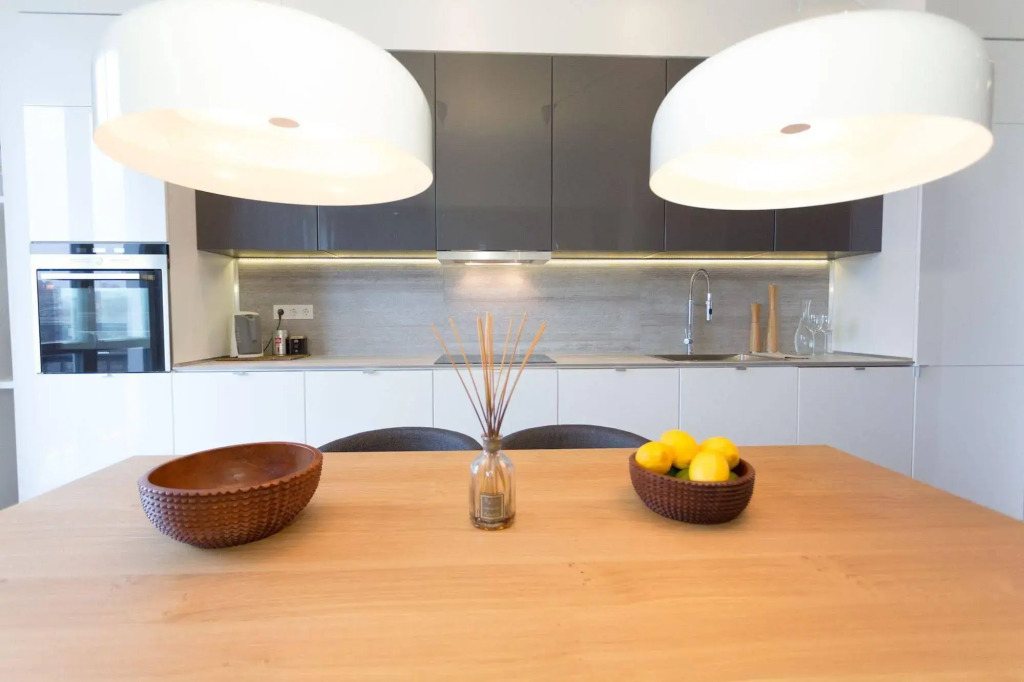 Vilnius Apartments & Suites - Gedimino avenue