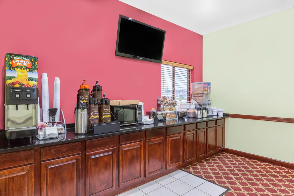 Red Roof Inn Ames