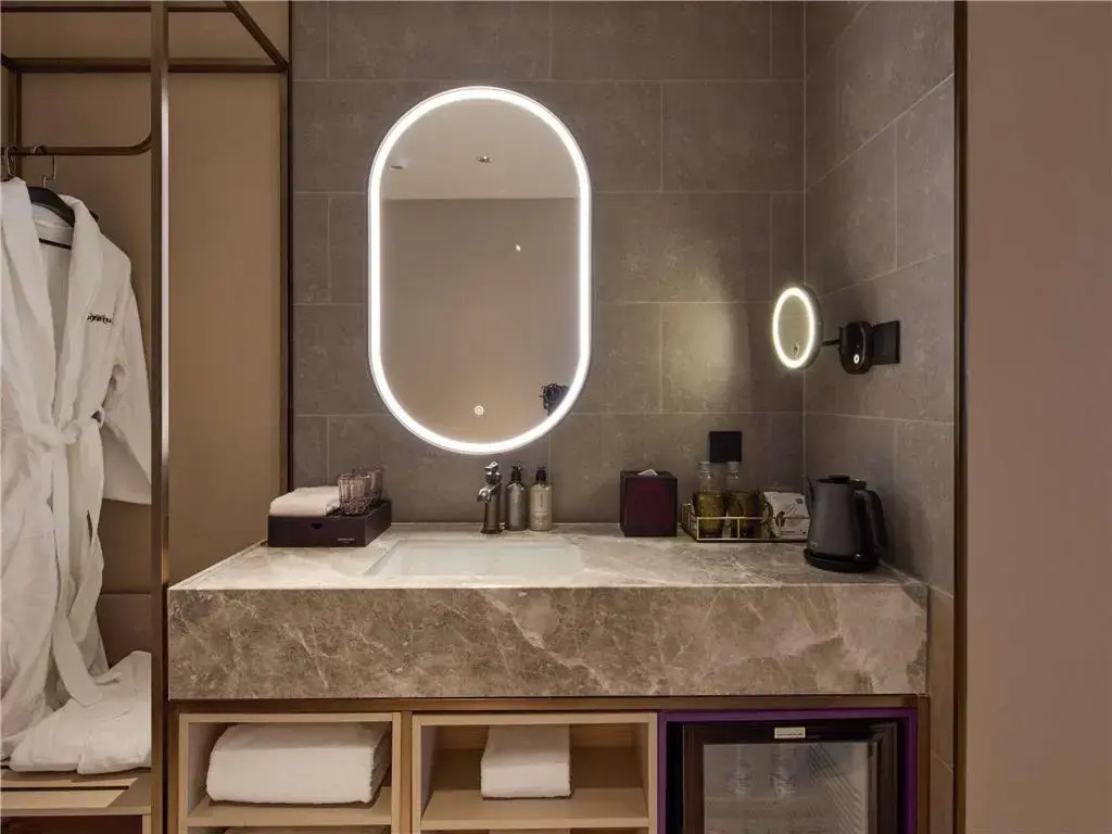 Mercure Hangzhou West Lake Fengqi Road