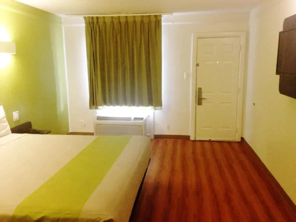 Motel 6-Austin, TX - Midtown