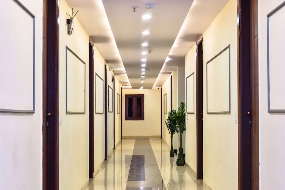 Hotel Yash Palace Near IGI Airport