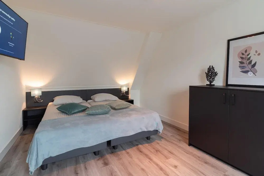 Villa in Colijnsplaat by the Sea & Sauna