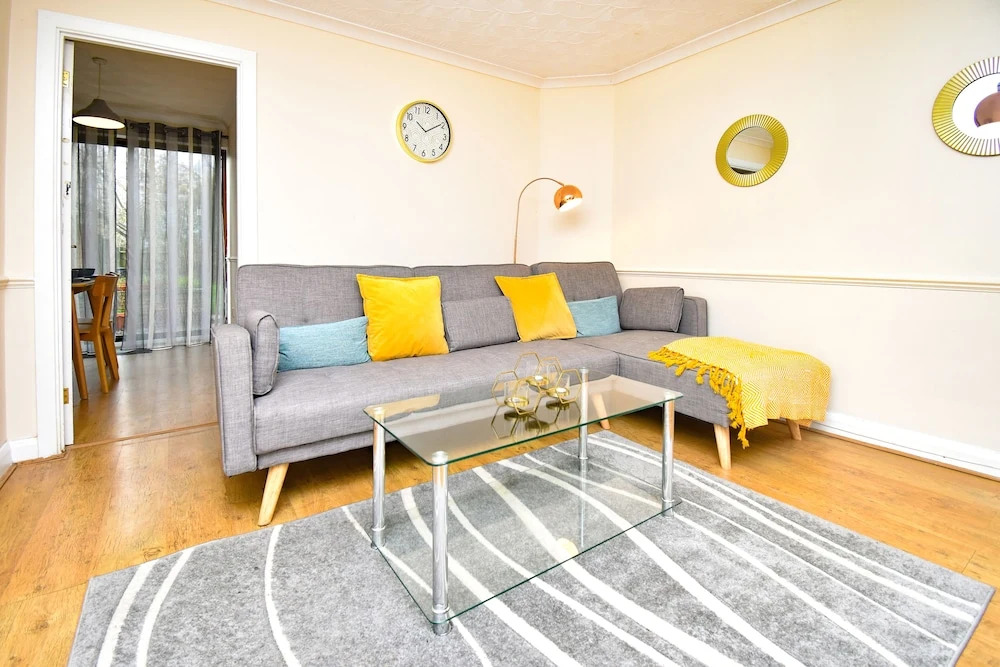 Chique Properties - Forrabury House