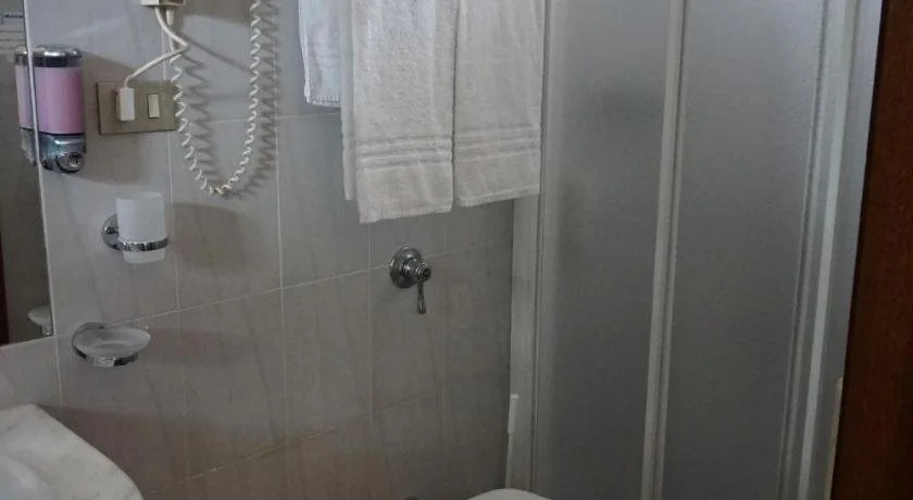 Hotel Tritone