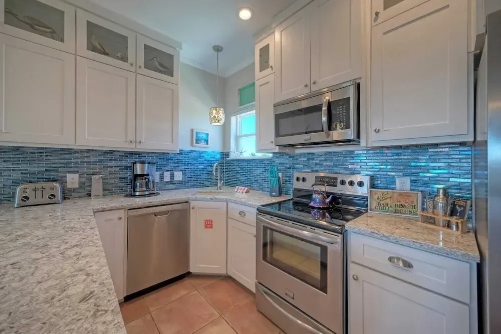 Coastal Soiree Ocean Views, Game Room, & Steps From Port Aransas Beaches