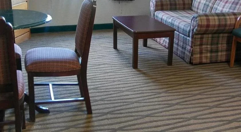 President Inn & Suites