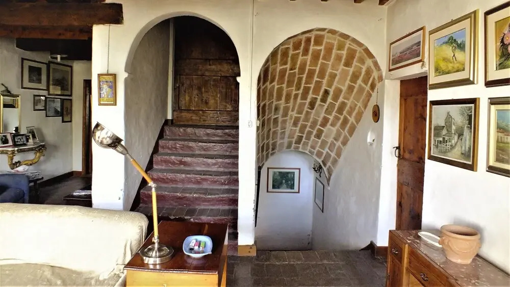 Whole Cottage In The Old Winery