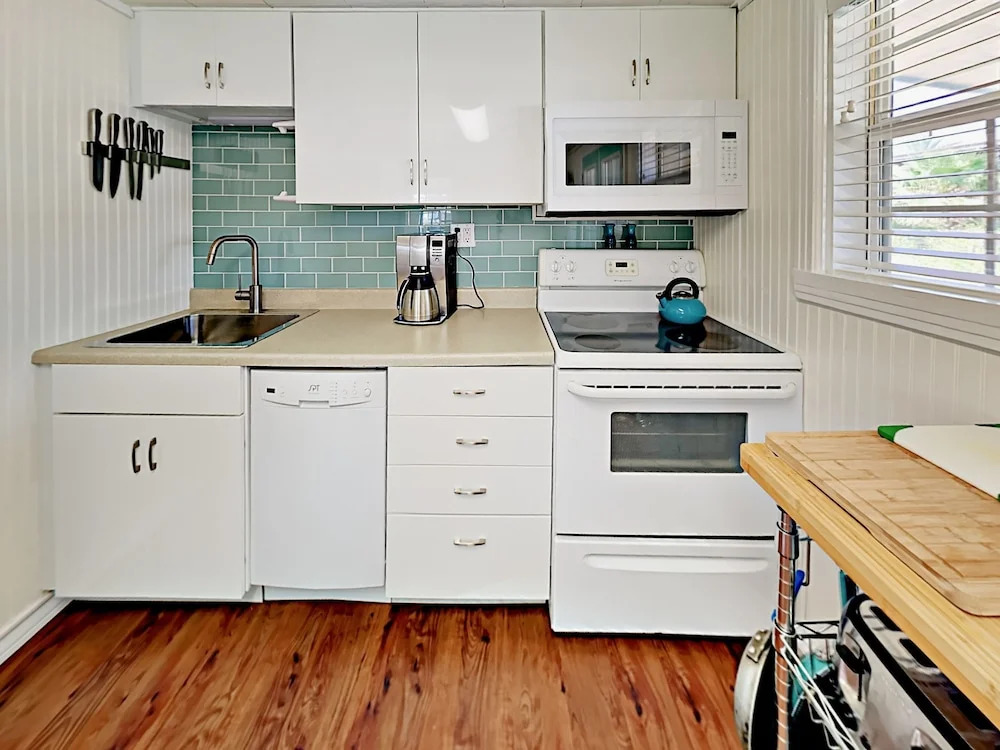 819 S Magnolia St Home 2 Bedrooms 1 Bathroom Home