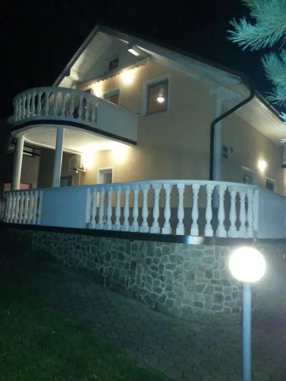 Apartmaji in sobe Kocjančič