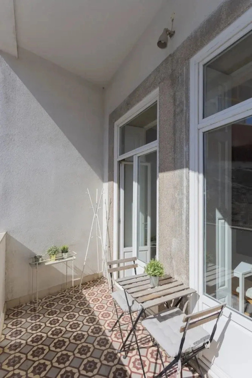Liiiving in Porto - Silver Light Apartment