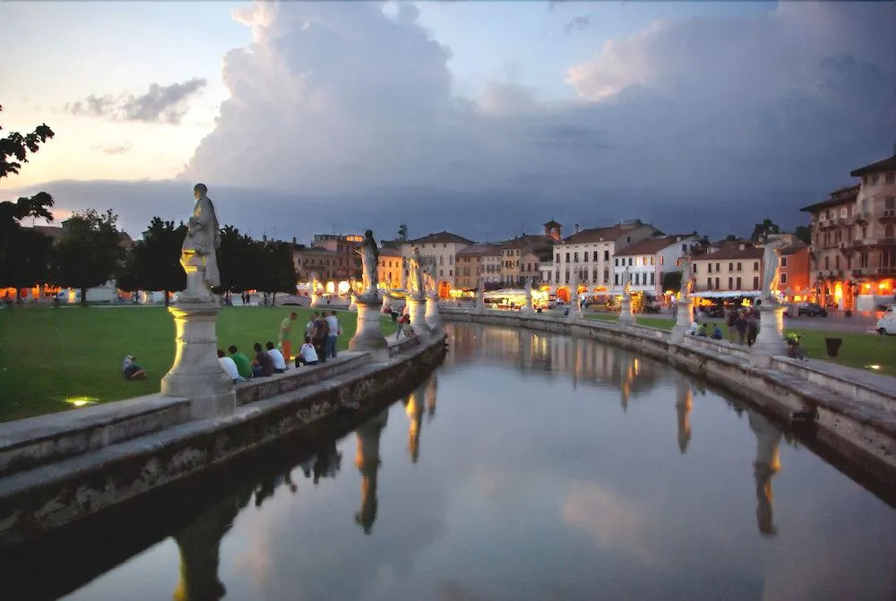 Isola Memmia