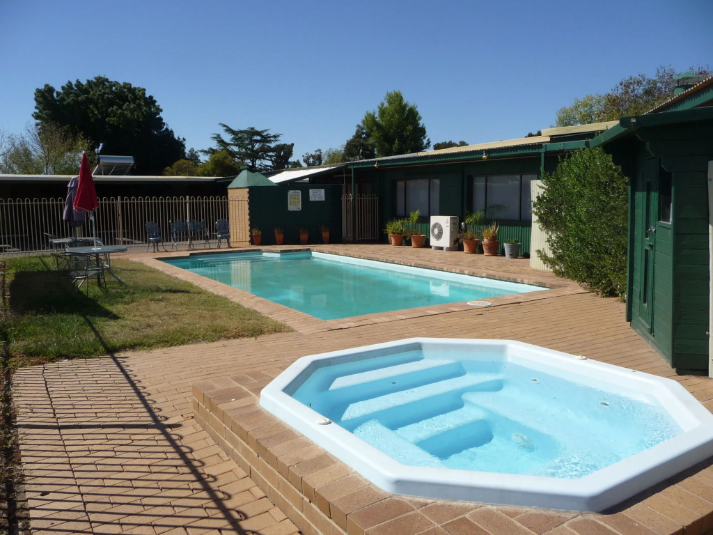 The Wine Vine Hotel
