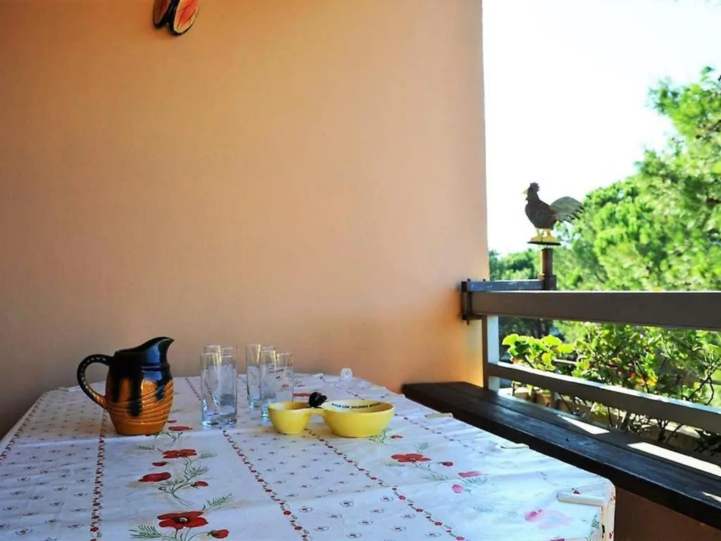 Appartement Bormes-les-Mimosas, 2 pièces, 5 personnes - FR-1-251-201
