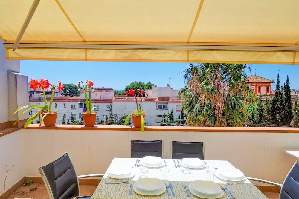 Portman Duplex by Hello Apartments Sitges