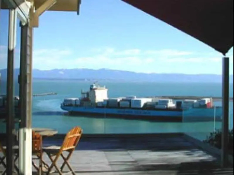 Harbour View Apartments