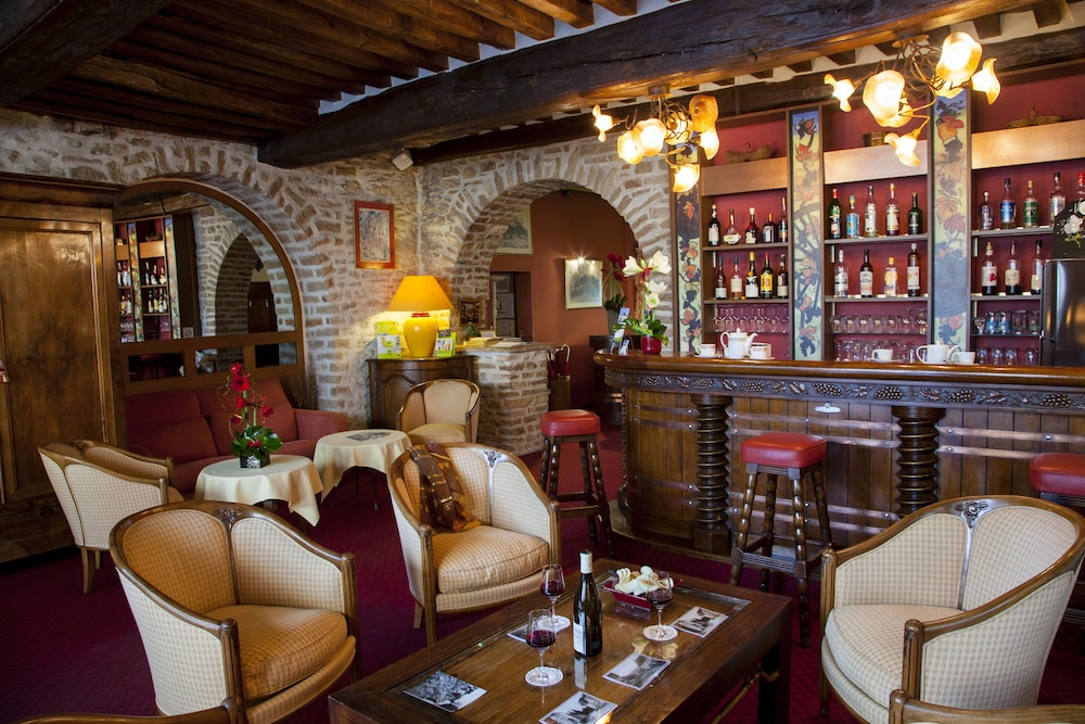 Logis Hôtel De Bretonnière - Beaune centre