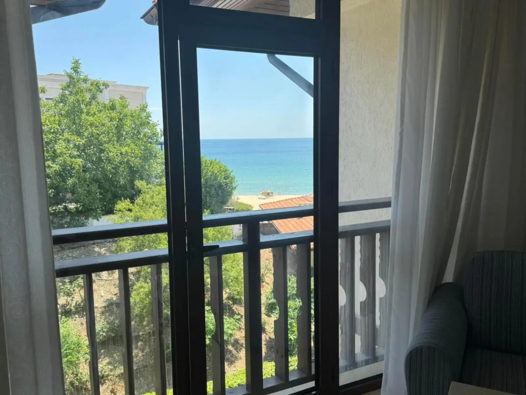 ARENA Aparthotel