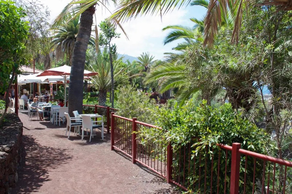 Edificio Las Marañuelas, Puerto La Cruz, Islas Canarias Tenerife