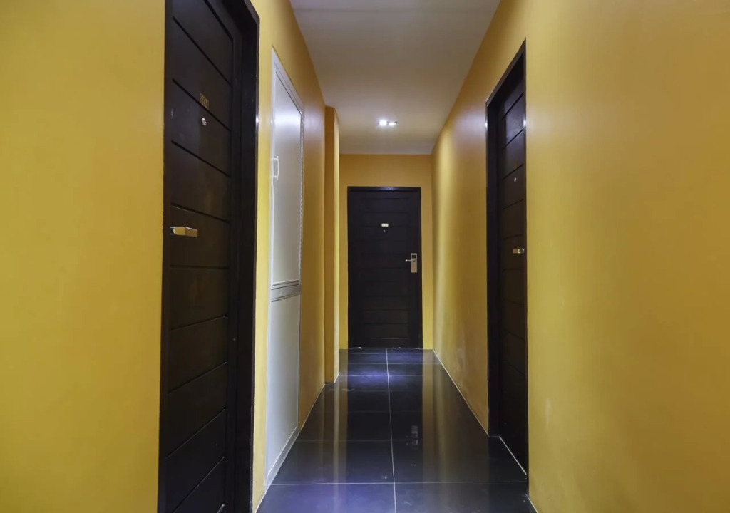 Sukhum Khaosan Au Bon Hostel