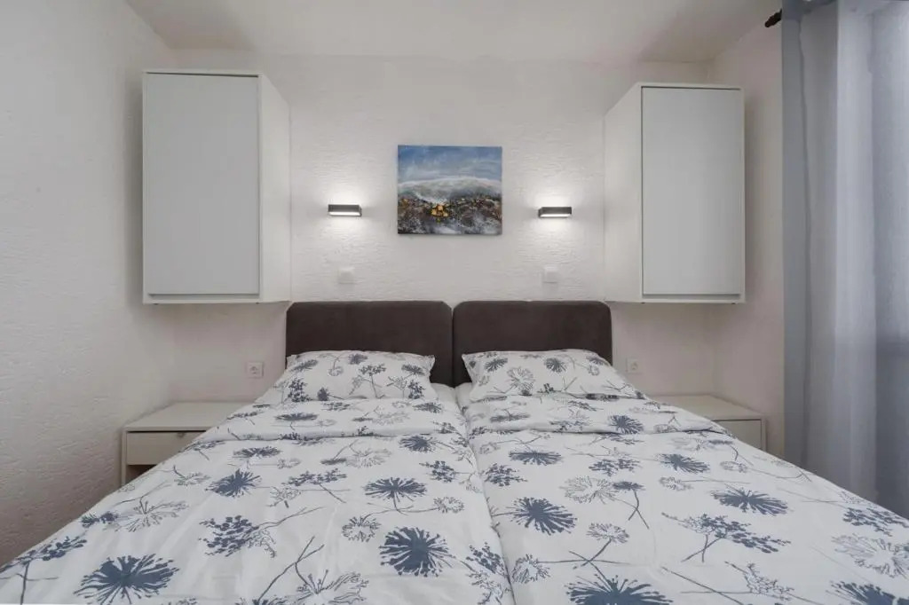 Apartment ANTONIJE with two bedrooms for max 6 person 700 m from beach Funtana