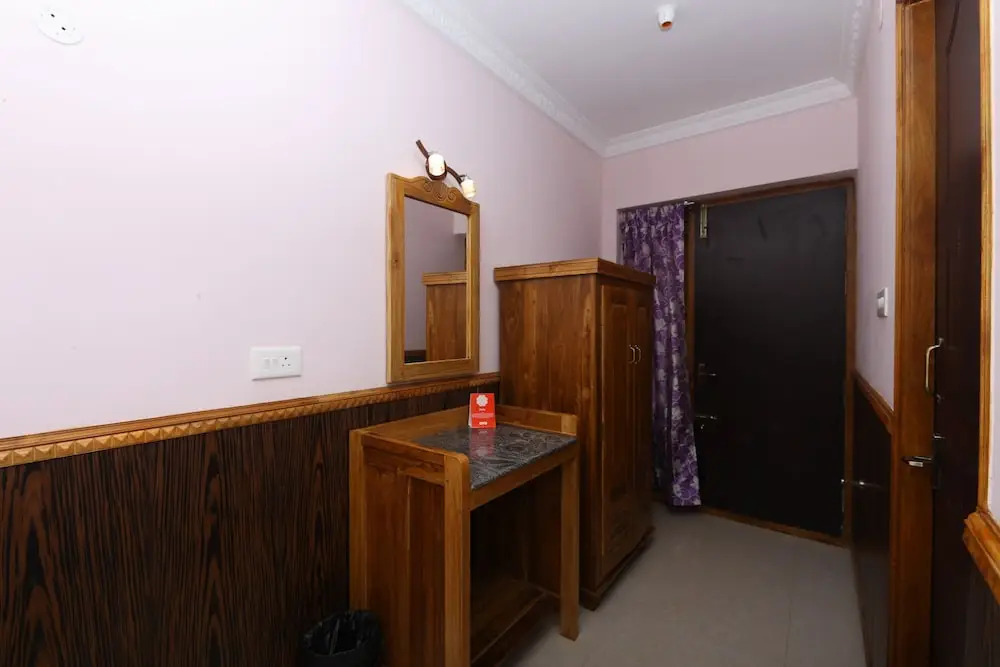 OYO 8709 Hotel Rain Forest