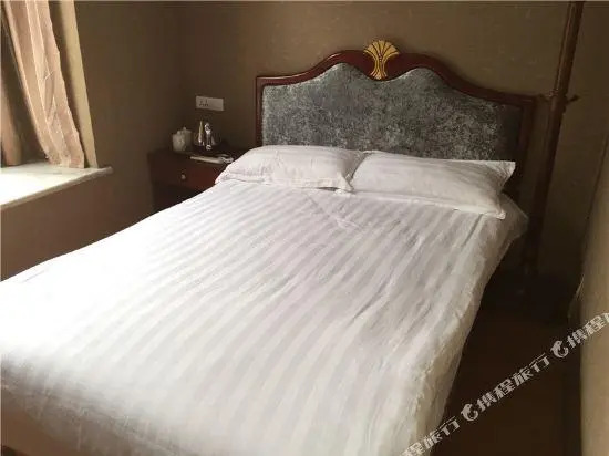 Yuhuai Hostel