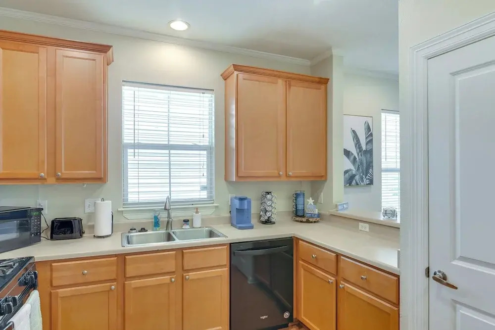 1/2 Mi to Galveston Beach: Home w/ Private Pool